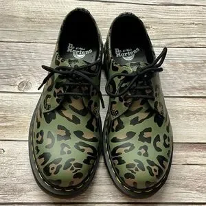 Dr. Martens | Shoes | Dr Martens 27686 Skull Leopard Print  display picture 2